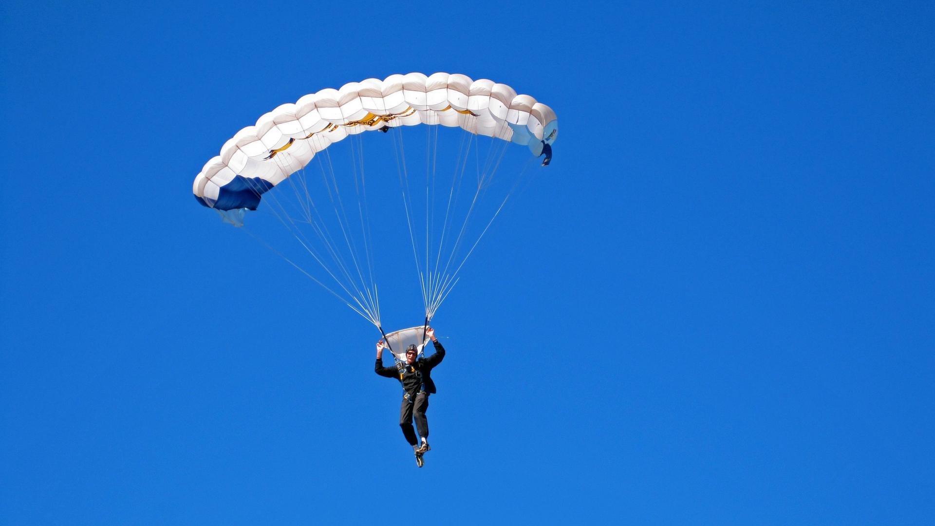 西班牙国奥队夺得巴黎奥运会男足金牌,西班牙奥运会男足历届成绩